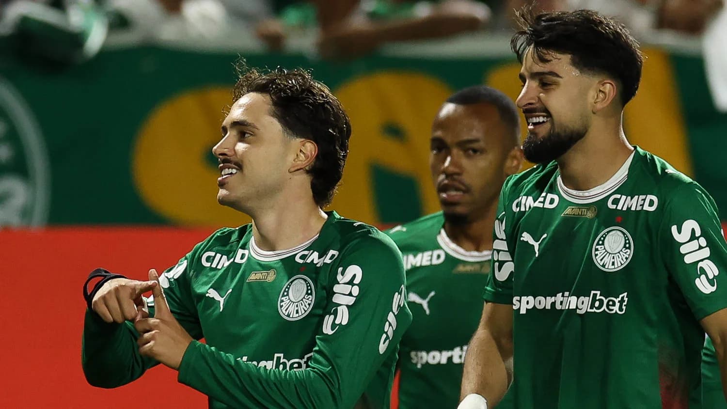 Santos x Palmeiras hoje (28) ao vivo: Onde assistir, horário e escalações da Série A