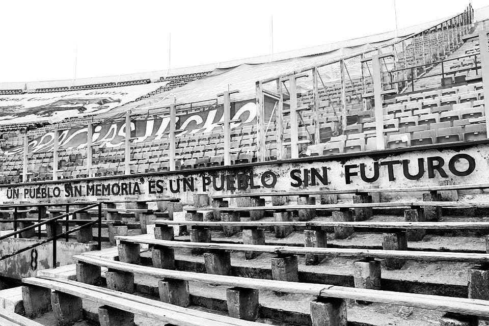 Futebol e Ditadura na América Latina: O Uso dos Estádios como Palco de Repressão e Resistência